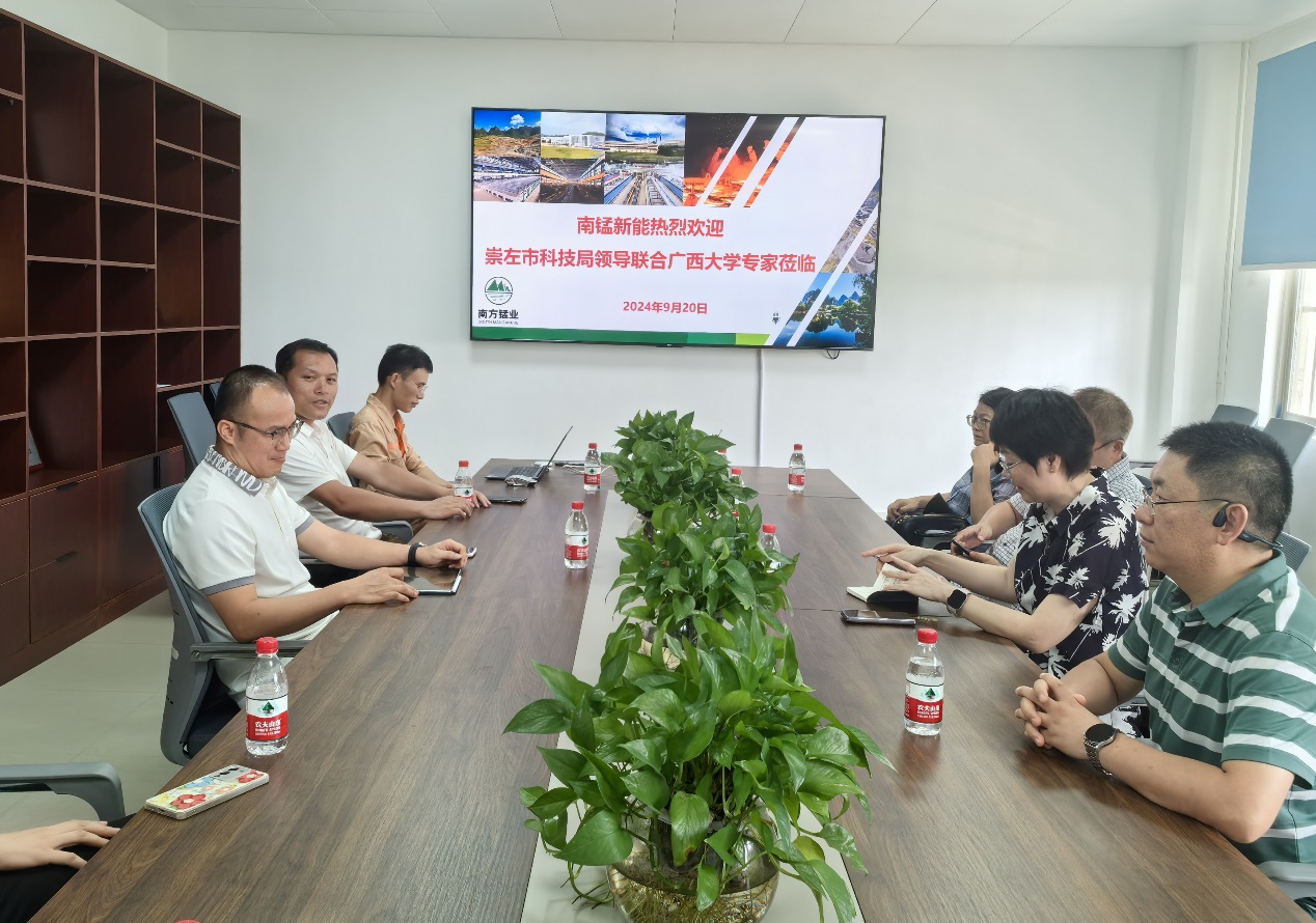 亚博官网赴崇左企业开展调研及“访企拓岗”专项行动